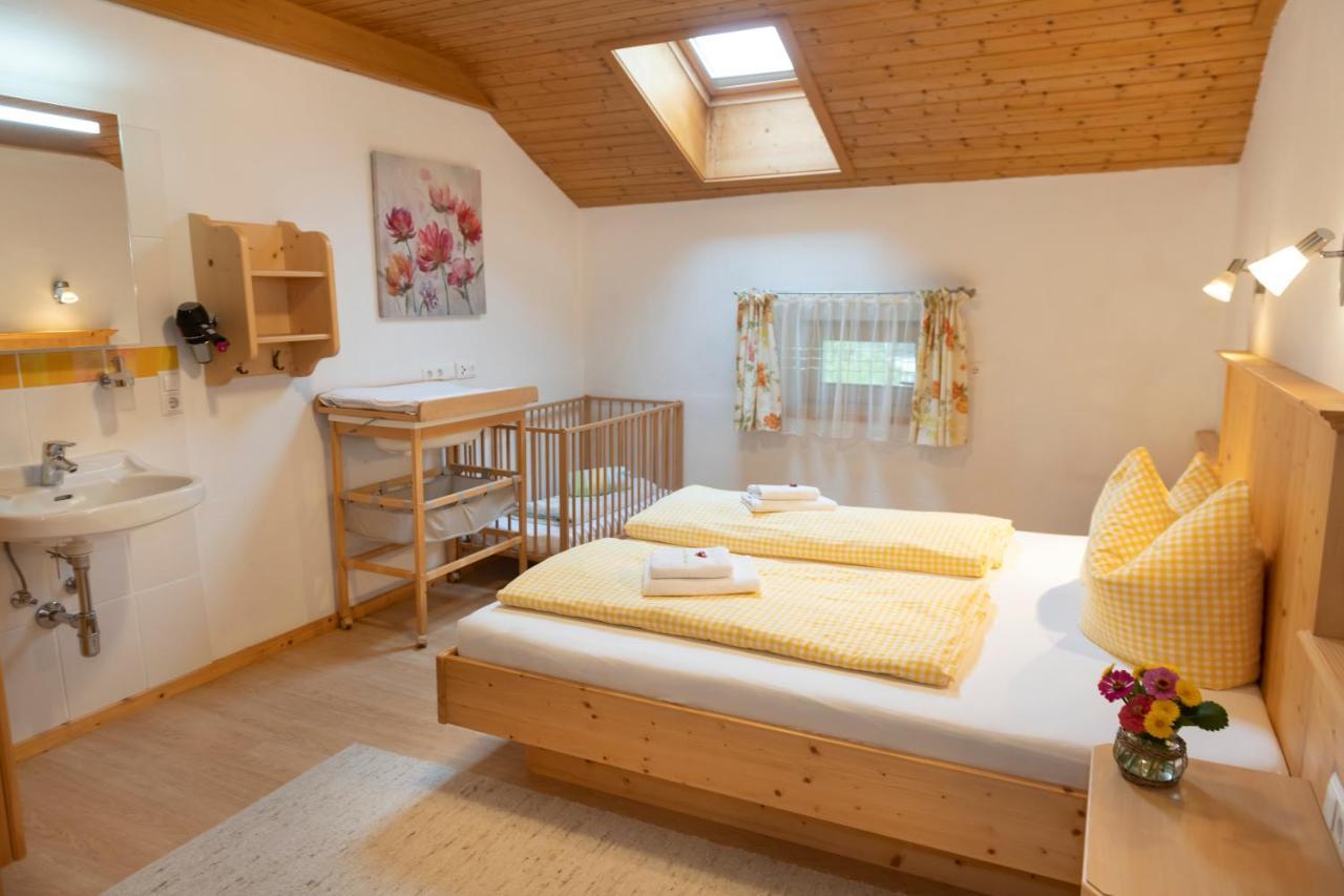 Hartlhof Urlaub Am Baby- Und Kinderbauernhof Niederau Eksteriør bilde