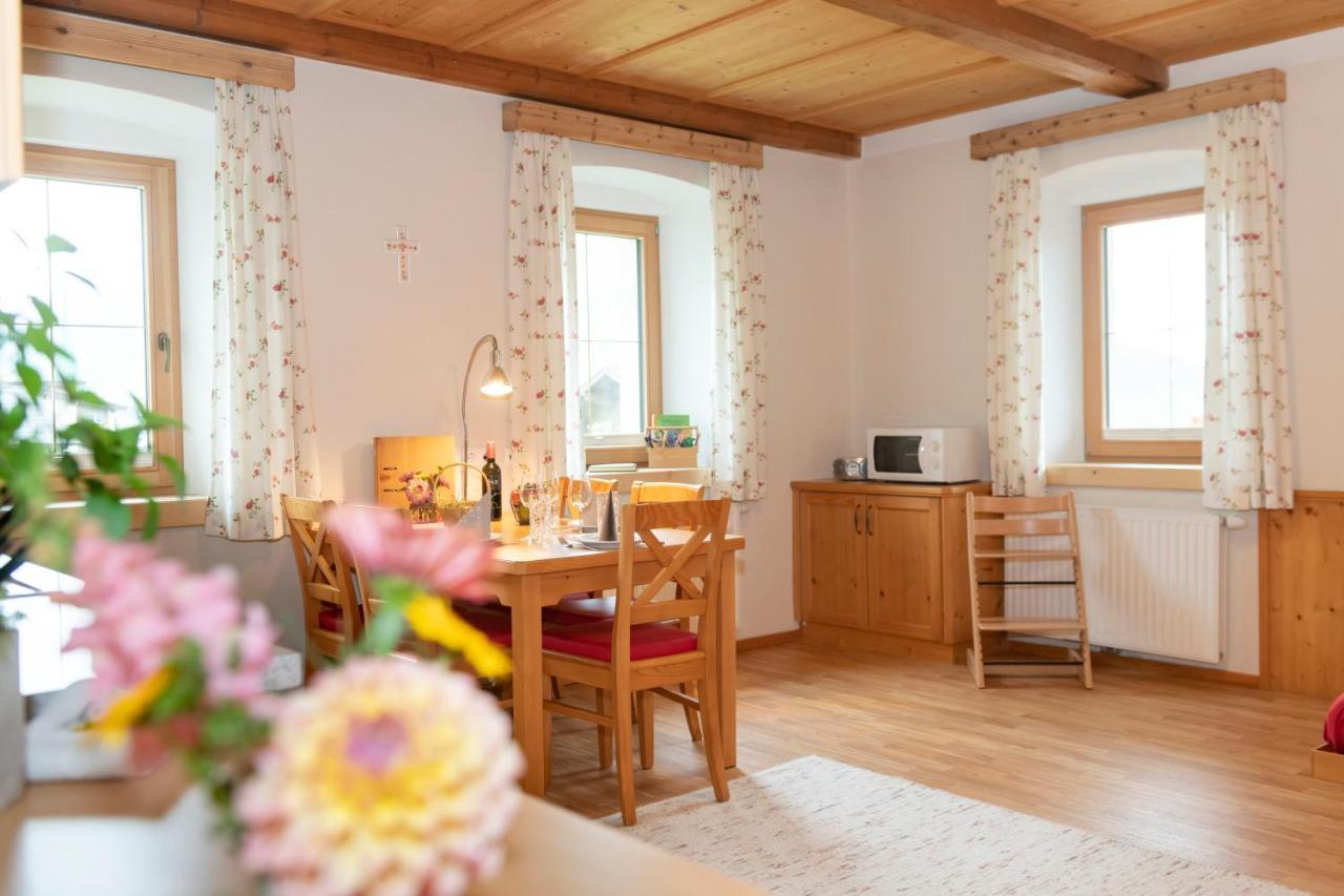 Hartlhof Urlaub Am Baby- Und Kinderbauernhof Niederau Eksteriør bilde