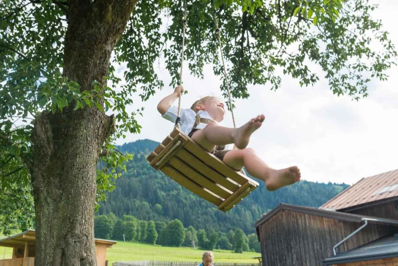 Hartlhof Urlaub Am Baby- Und Kinderbauernhof Niederau Eksteriør bilde